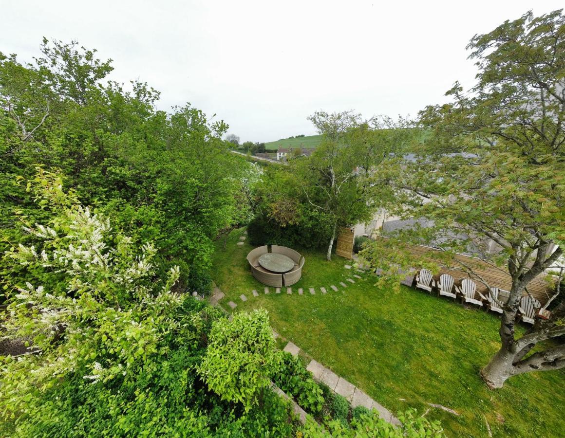 Wisteria View With Hottub & Cabin Sleeps 20 ชิปเพแนม ภายนอก รูปภาพ